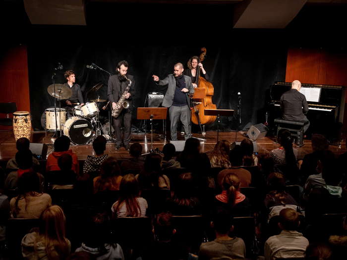 Blick auf die Bühne im Jazz-Mitmachkonzert Jazz in Concert, Alte Oper